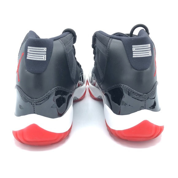 AIR JORDAN 11 RETRO size 10.5 - Picture 5 of 16